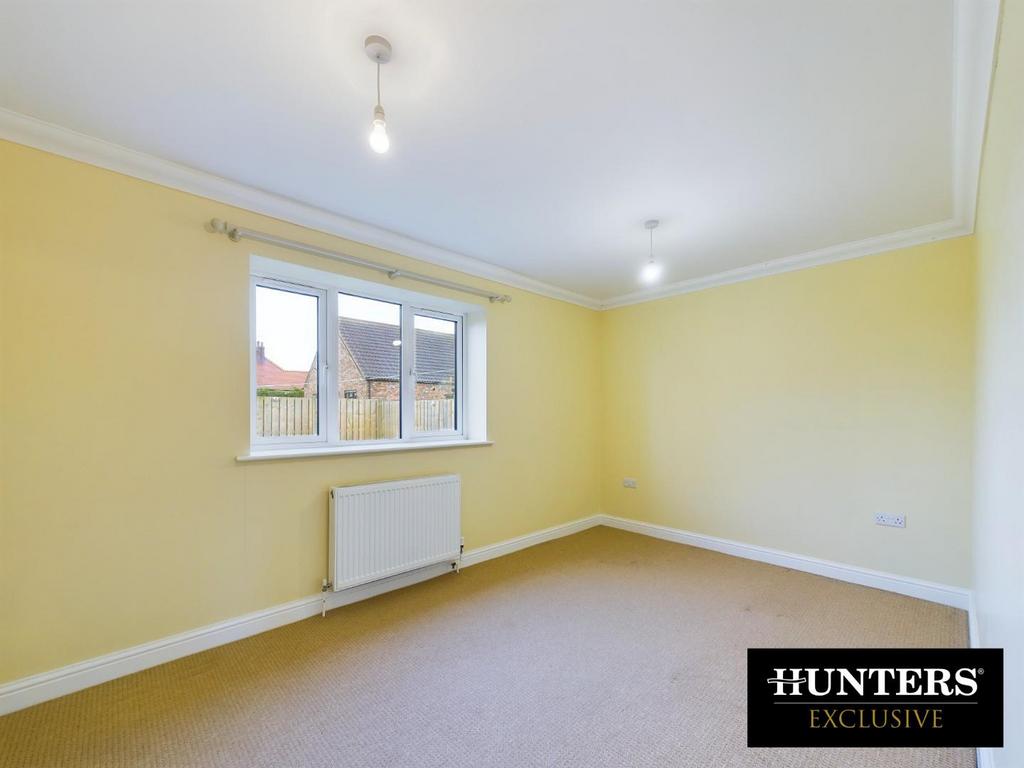 CAM03696 G0-PR0023-STILL004.jpg