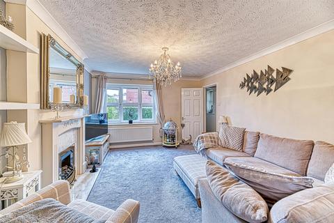 3 bedroom detached house for sale - Mottram Close, Grappenhall, Warrington