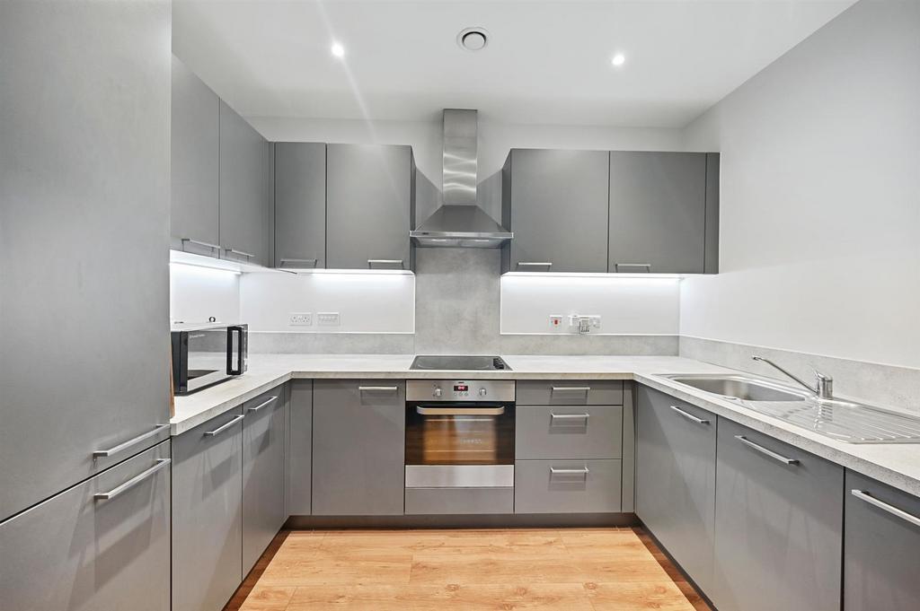 BCLR - Flat 3, 330 Finchley Road - Kitchen (4).jpg