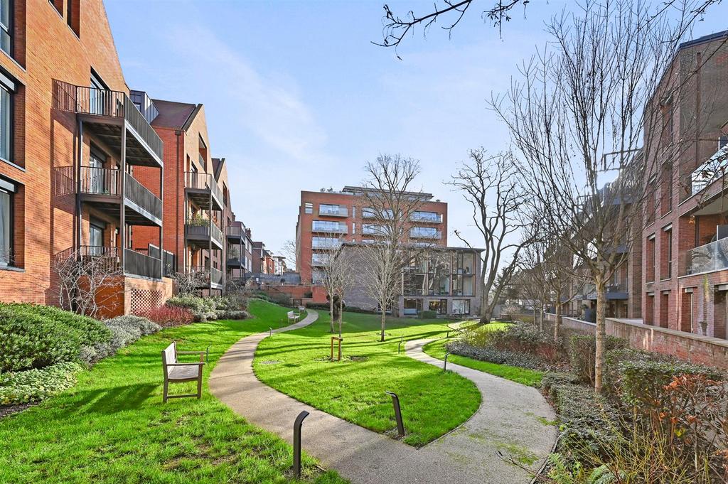 BCLR - Flat 3, 330 Finchley Road - Communal Garden