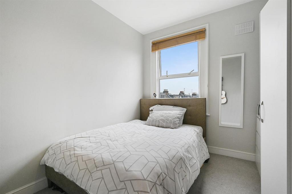 BCLR - RGF 118 Mill Lane - Bedroom 2 A (4).jpg