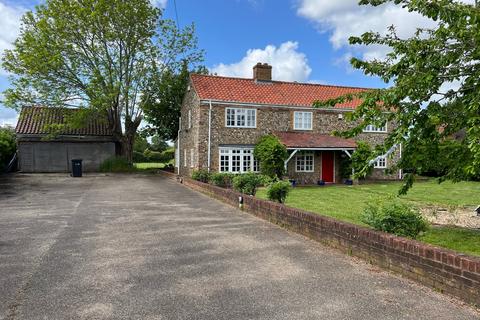 4 bedroom detached house for sale, Low Road, King's Lynn PE33