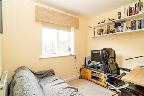 61 Wordsworth Gardens, Borehamwood, WD6 2AB