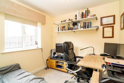 61 Wordsworth Gardens, Borehamwood, WD6 2AB