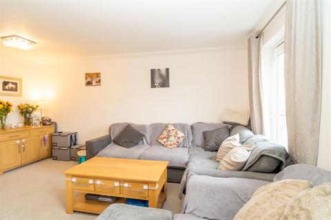 61 Wordsworth Gardens, Borehamwood, WD6 2AB