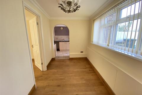 3 bedroom house to rent - Grange Road, Gravesend