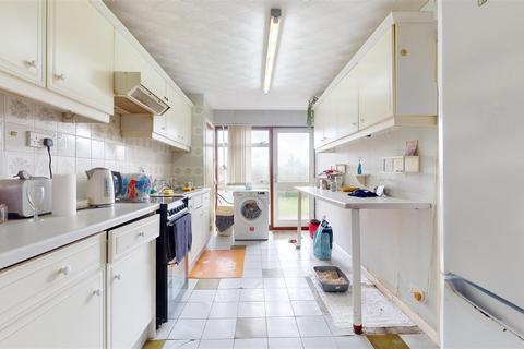 7 Ridgeway Gardens, Bristol, BS14 9PF