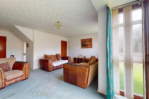 7 Ridgeway Gardens, Bristol, BS14 9PF
