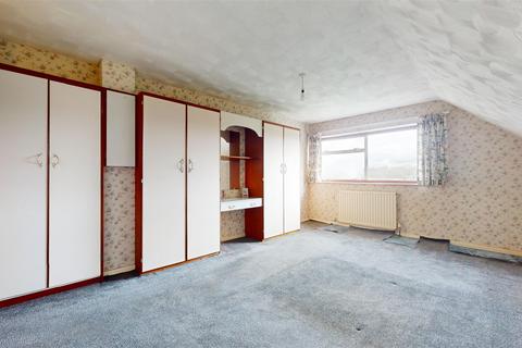7 Ridgeway Gardens, Bristol, BS14 9PF