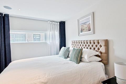 1 bedroom flat to rent, Caro Point, Grosvenor Waterside, 5 Gatliff Road, London, SW1W