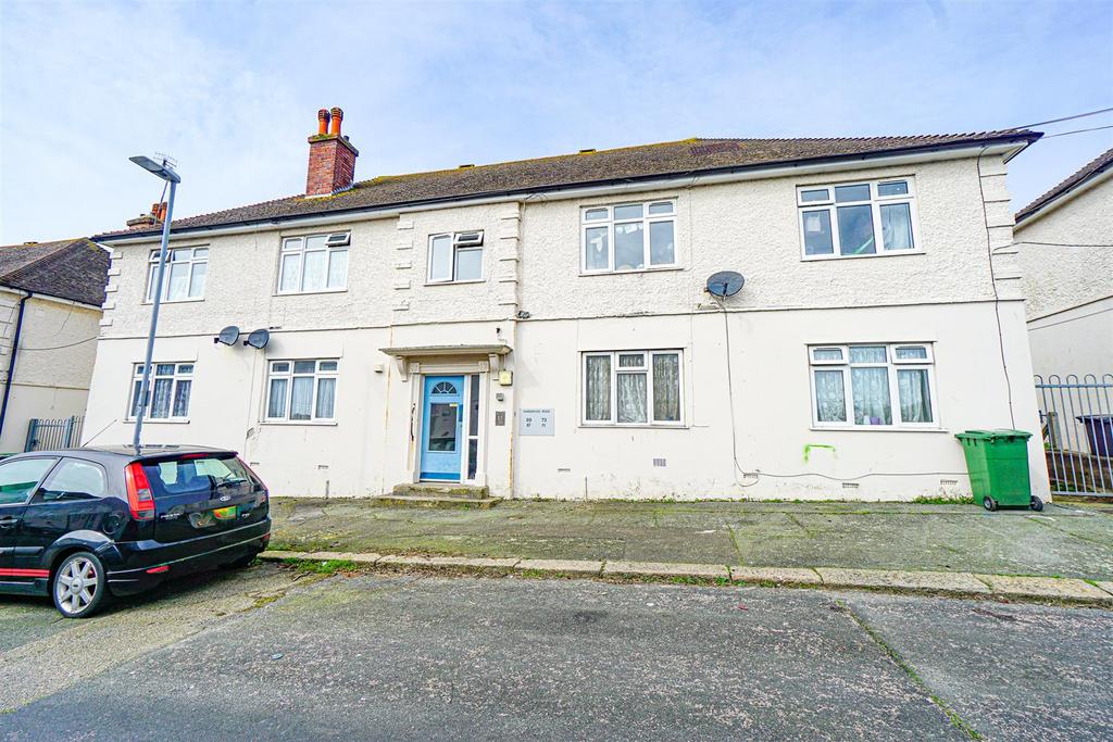 Hardwicke Road, Hastings 2 bed flat for sale £185,000