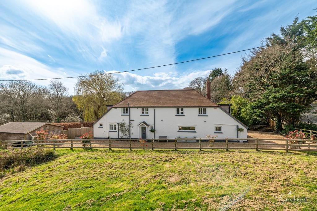 Bohemia Cottage