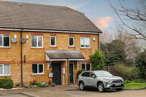 3 bedroom terraced house for sale - Chilberton Drive, Merstham, Redhill