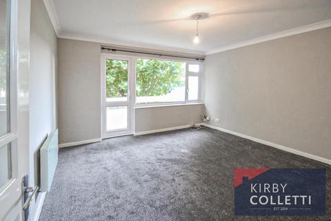 1 bedroom flat for sale, Chaucer Court, Chaucer Way, Hoddesdon