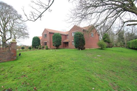 5 bedroom detached house for sale, St. Andrews Close, Darlington