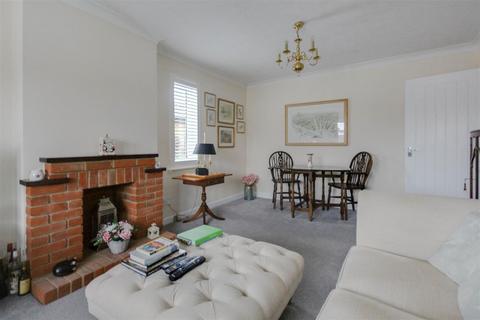 32 Austral Way, Althorne, Chelmsford, CM3 6UP