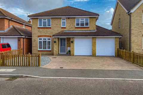 26 Lavender Drive, Southminster, CM0 7RX