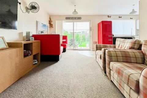 31 Glebe Way, Burnham-on-crouch, CM0 8QJ