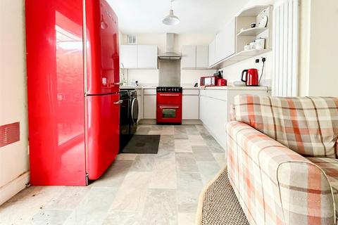 31 Glebe Way, Burnham-on-crouch, CM0 8QJ