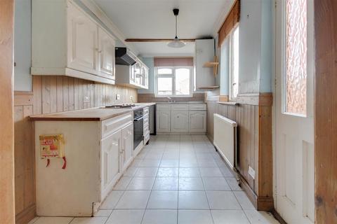 34 Station Road, Burnham-on-crouch, CM0 8BQ