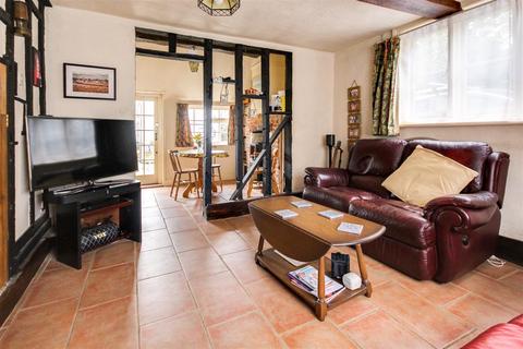 3 bedroom cottage for sale, North Street, Tillingham, Southminster