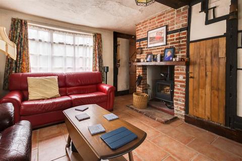 3 bedroom cottage for sale, North Street, Tillingham, Southminster