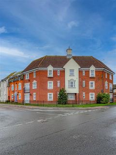 3 bedroom flat for sale, Tattersalls Chase, Southminster