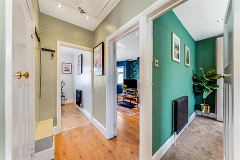 33a Woodland Road, Chingford, London, E4 7ET