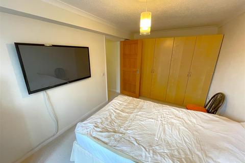 2 bedroom flat for sale - Torkington Gardens, Stamford, PE9 2EW