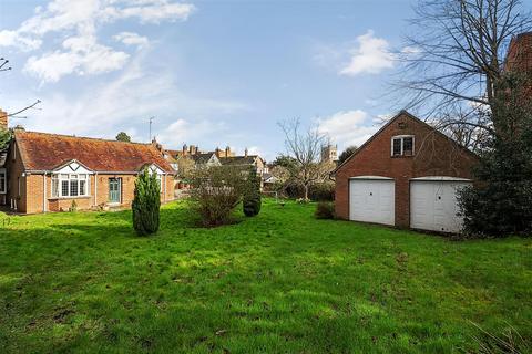 4 bedroom detached bungalow for sale, Castle Grounds, Devizes