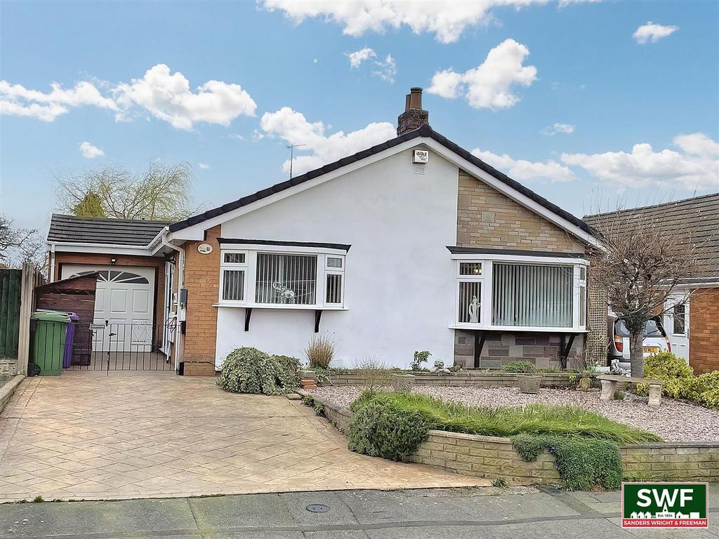 Dewsbury Drive, Penn, Wolverhampton 3 bed bungalow for sale £420,000