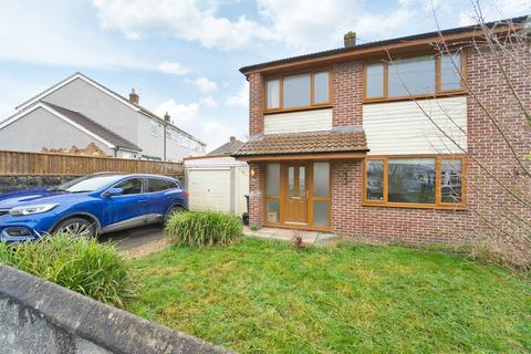 3 bedroom semi-detached house for sale - Martins Grove, Worle, Weston-Super-Mare, BS22