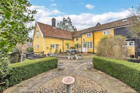 4 bedroom detached house for sale, The Street, Wattisfield