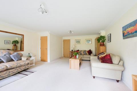4 bedroom end of terrace house for sale - Egmont Mews, Ewell