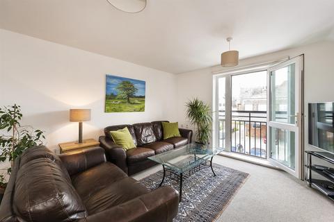 2 bedroom apartment for sale, Lyons Crescent, Tonbridge