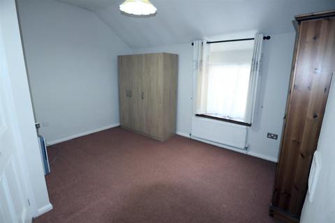 2 bedroom terraced house to rent, Main Street, Caldecott LE16