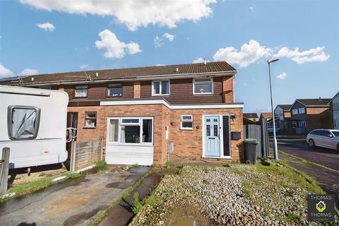 3 bedroom end of terrace house for sale - Dimore Close, Hardwicke