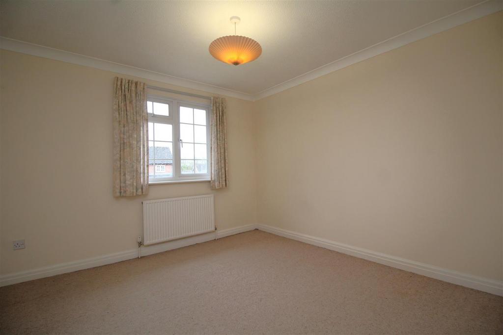 Bedroom 2 .JPG