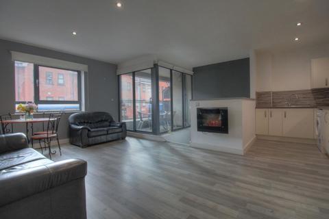 3 bedroom apartment for sale, City Point, 150 Chapel Street, Salford