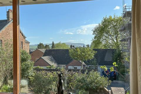 Flake How Beacon Street, Penrith, CA11 7UA