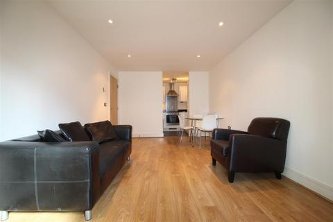 2 bedroom apartment to rent - Bonnet Street, London E16