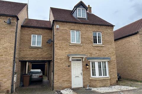 4 bedroom link detached house for sale, Knighton Close, Peterborough PE7