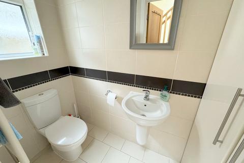 41 Brampton Road, Oakdale, Poole, BH15 3RE