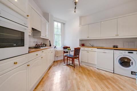 4 bedroom flat for sale, North End House, Fitzjames Avenue, London, W14