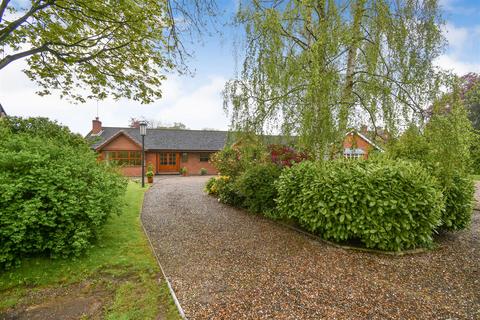 3 bedroom detached bungalow for sale, Beverley Road, Anlaby, Hull