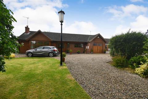 3 bedroom detached bungalow for sale, Beverley Road, Anlaby, Hull