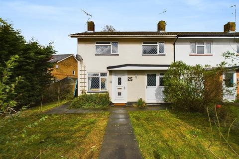 2 bedroom end of terrace house for sale - Raven Lane, Crawley