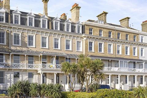 2 bedroom apartment for sale, Mayfair House, Worthing