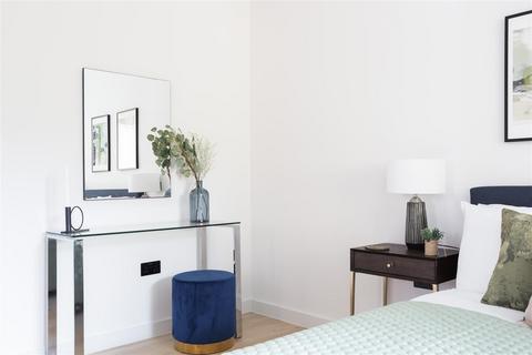 40 Park Place, London, W5 5NQ