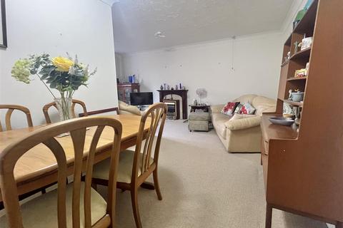 1 bedroom retirement property for sale, Maxime Court  Gower Road, Sketty, Swansea